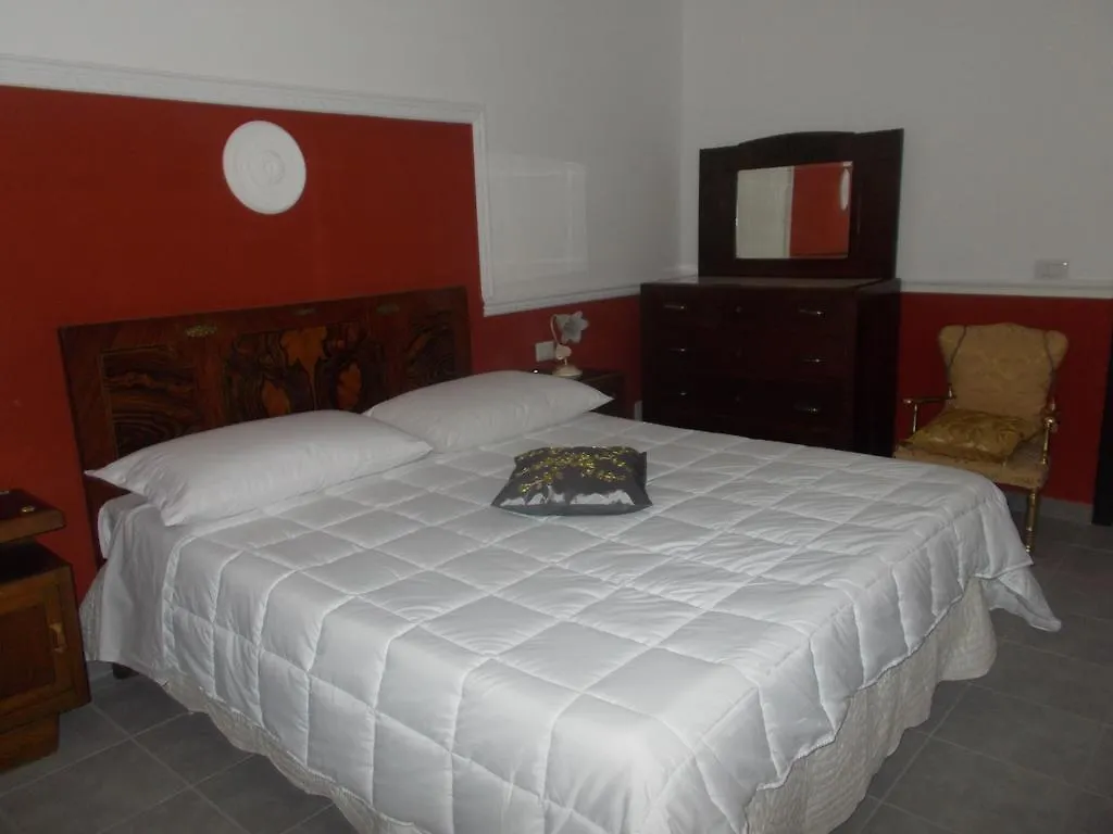 B&B Historia Magistra SantʼAntìoco Italie
