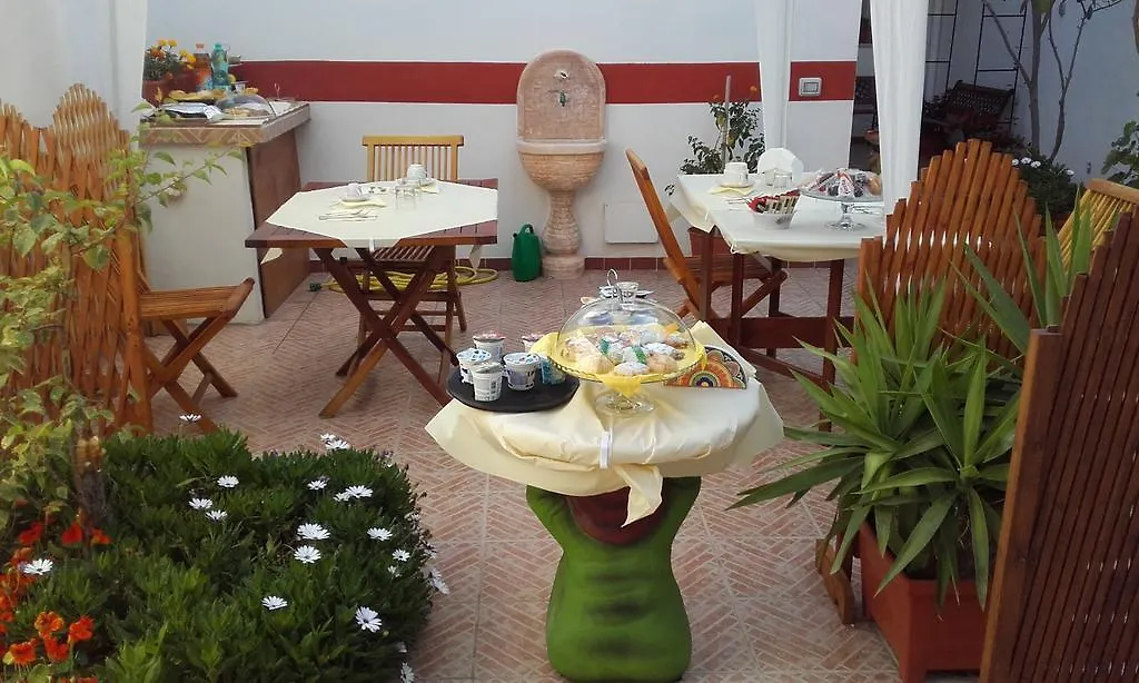 Couette-café B&B Historia Magistra SantʼAntìoco Italie
