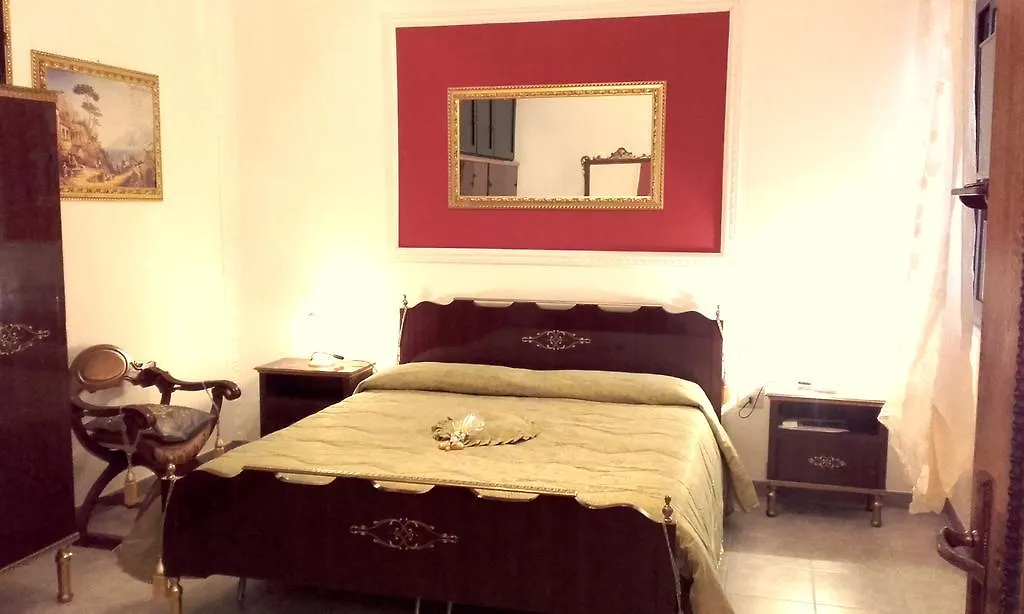 B&B Historia Magistra SantʼAntìoco Alojamento de Acomodação e Pequeno-almoço