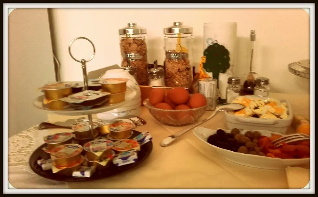 Alojamento de Acomodação e Pequeno-almoço B&B Historia Magistra SantʼAntìoco