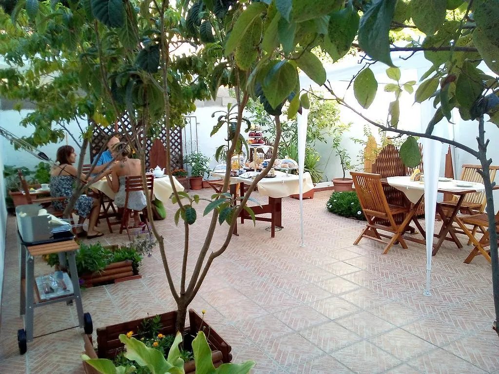 B&B Historia Magistra Sant'Antioco Bed & Breakfast